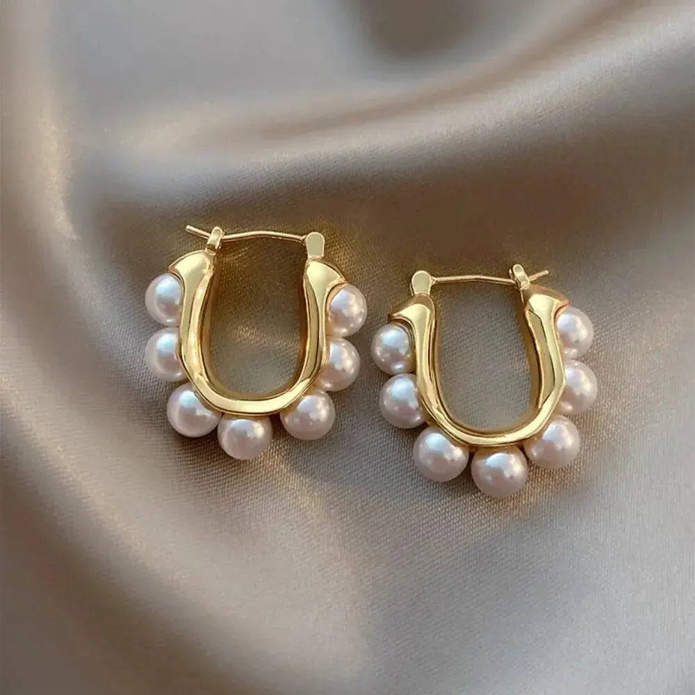 Jade hooped pearl earrings